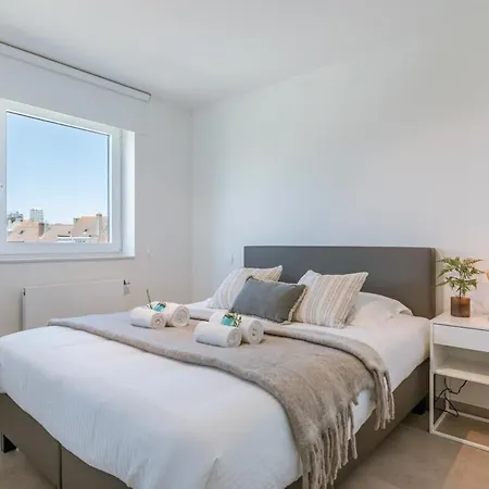 Huswell - Bright At The Harbor Of Apartament