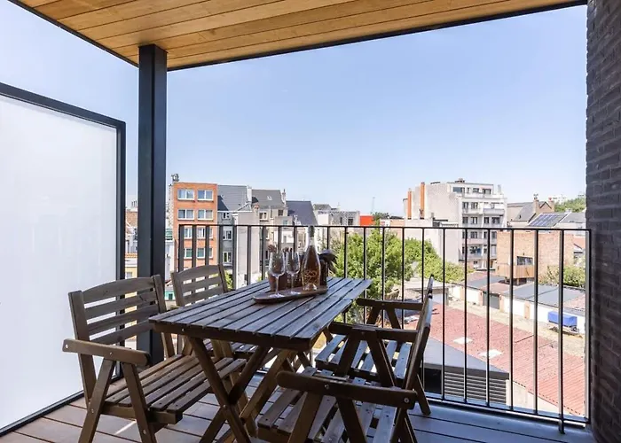 Huswell - Bright At The Harbor Of Apartment *